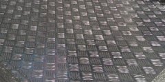 6000 5-bar Aluminum Tread Plate